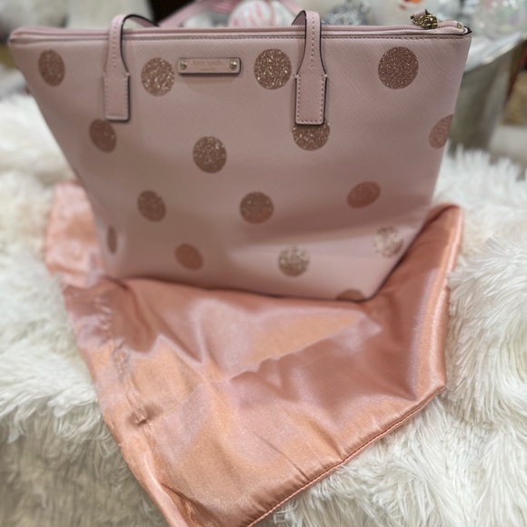 Beautiful Kate Spade Hani Haven Lane Plum
Dawn Pink Polka Dot Handbag NWT - Picture 7 of 14